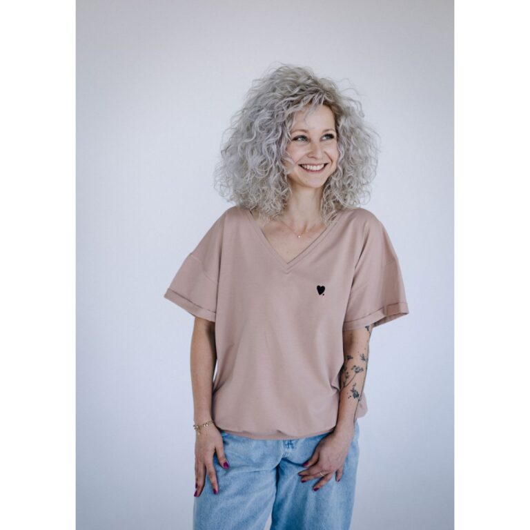 T-shirt "Alina" sand