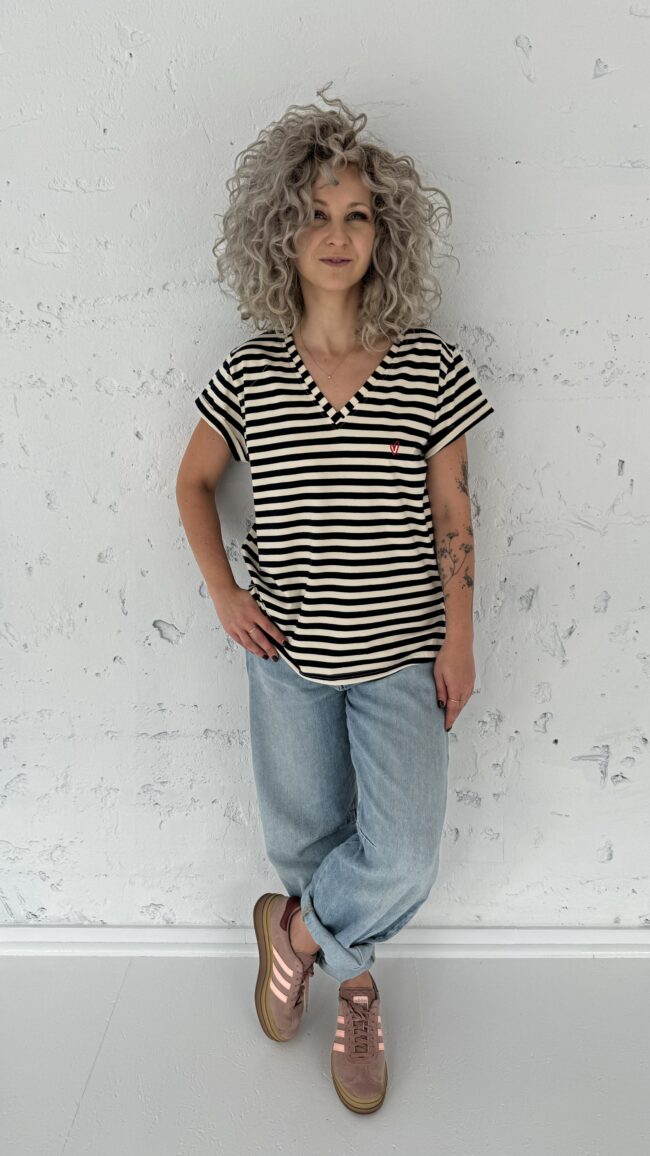 Helena V ecru/dark navy stripes