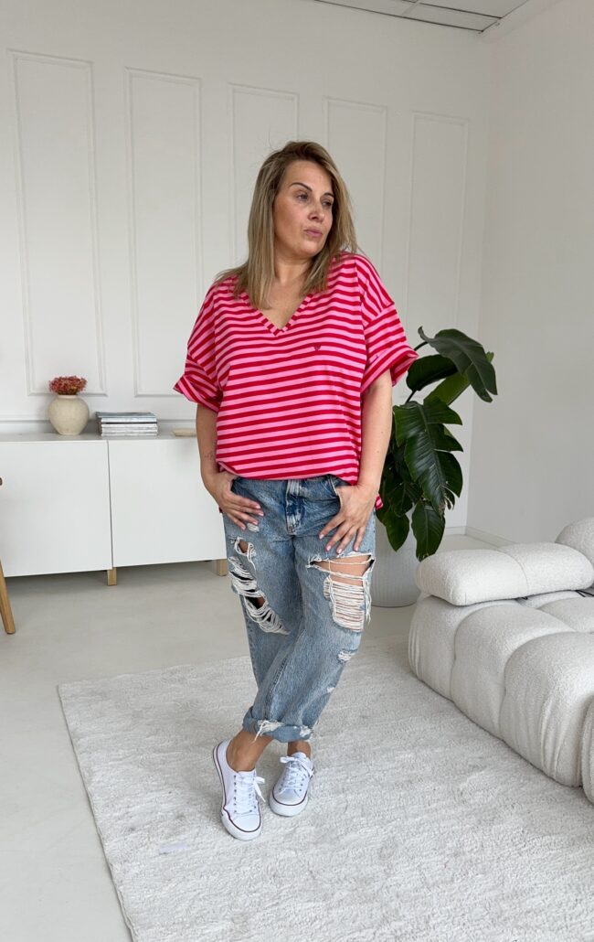 T-shirt V red stripes