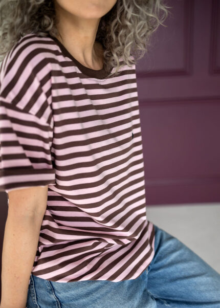 T-shirt Classic pink / brown stripes
