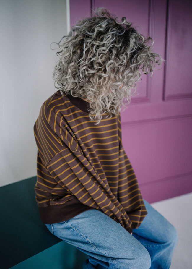 Classic Blouse brown stripes - obrazek 4